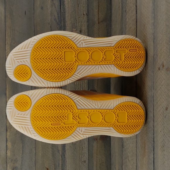 adidas SM Pro Boost Low Men's Basketball Shoes White Yellow - Picture 7 of 11